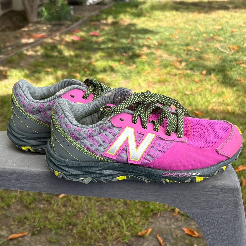 Kids New Balance 690 v2 Pink and Gray Trail Sneakers - Size 2